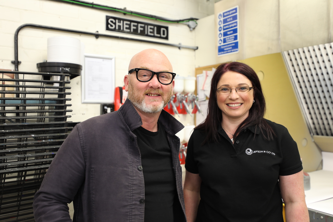 Salvage Hunters Classic Cars Paul Cowland and Drew Pritchard